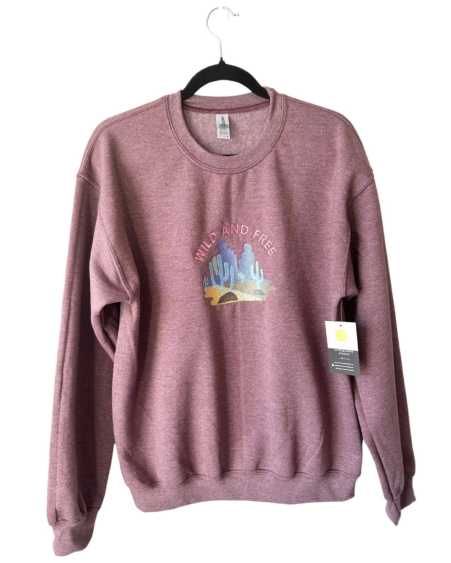 Wild and Free Desert Cowboy Western Embroidery Crew Neck Sweatshirt